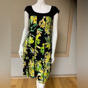 Madison Leigh Women’s Size 10 Dress Like New Size Medium